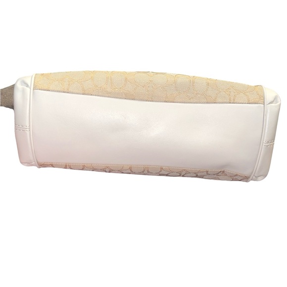 Coach Lexi Canvas & Leather Signature Shoulder Bag F27579 - Picture 7 of 12